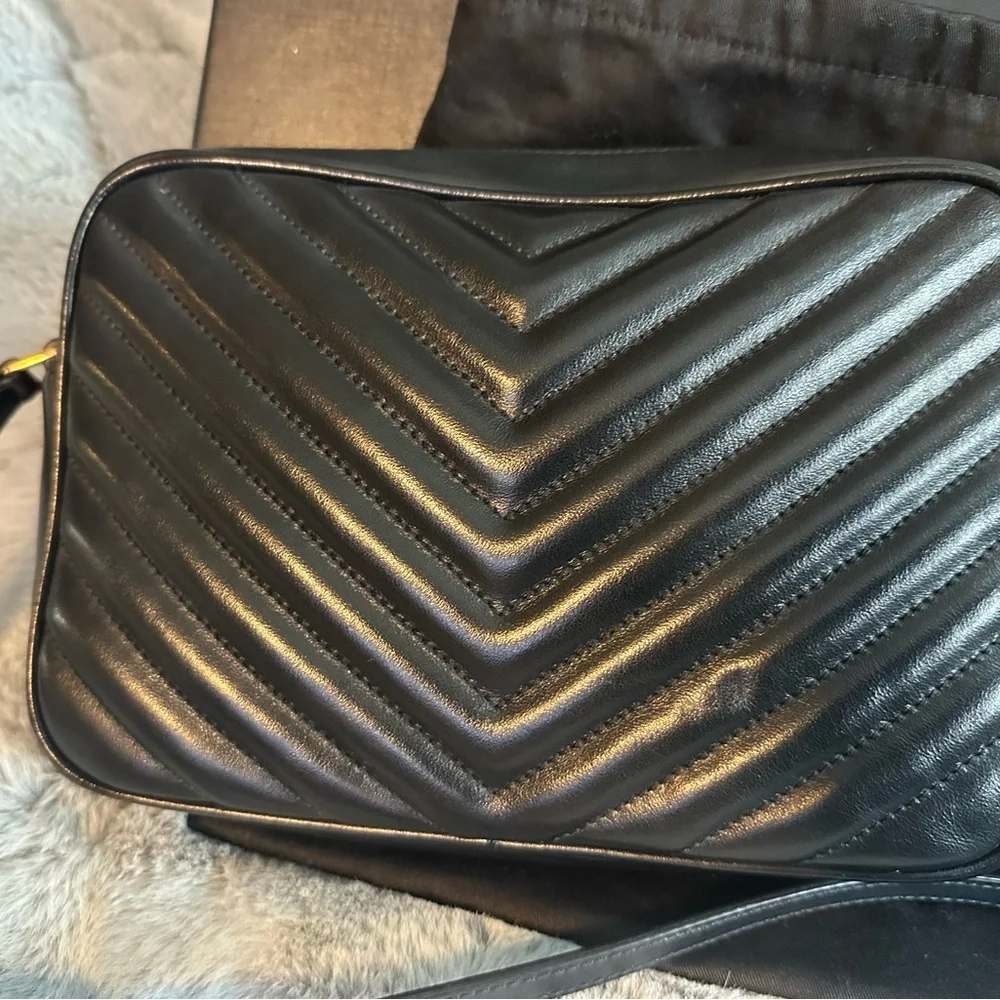 Saint Laurent Black Crossbody Bag - Picture 7 of 16